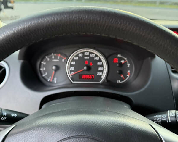 Чорний Сузукі Свифт, об'ємом двигуна 1.33 л та пробігом 199 тис. км за 4799 $, фото 14 на Automoto.ua