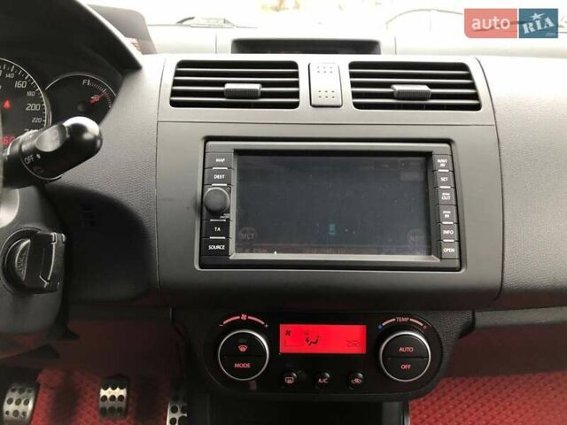 Черный Сузуки Свифт, объемом двигателя 1.59 л и пробегом 130 тыс. км за 8299 $, фото 24 на Automoto.ua