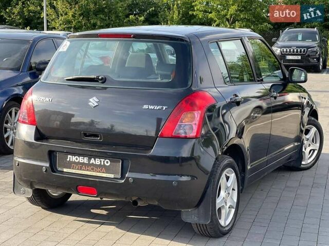 Чорний Сузукі Свифт, об'ємом двигуна 1.33 л та пробігом 46 тис. км за 6200 $, фото 5 на Automoto.ua