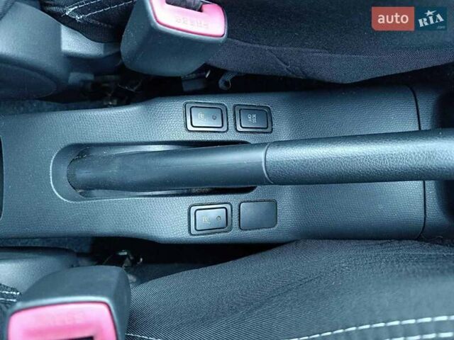 Черный Сузуки Свифт, объемом двигателя 0 л и пробегом 112 тыс. км за 5704 $, фото 17 на Automoto.ua