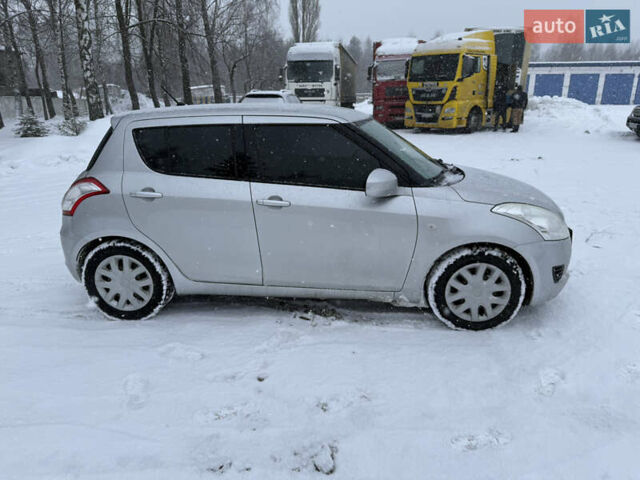 Черный Сузуки Свифт, объемом двигателя 0 л и пробегом 78 тыс. км за 6500 $, фото 5 на Automoto.ua