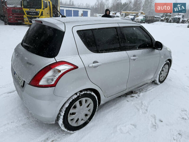 Черный Сузуки Свифт, объемом двигателя 0 л и пробегом 78 тыс. км за 6500 $, фото 4 на Automoto.ua