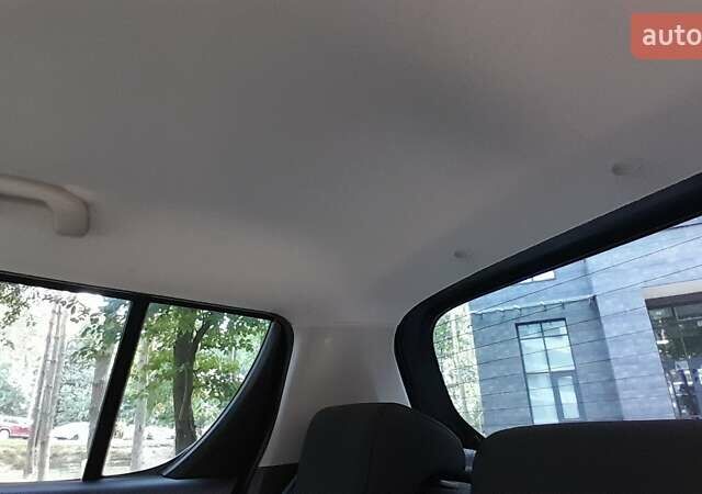 Чорний Сузукі Свифт, об'ємом двигуна 1.24 л та пробігом 126 тис. км за 8300 $, фото 63 на Automoto.ua