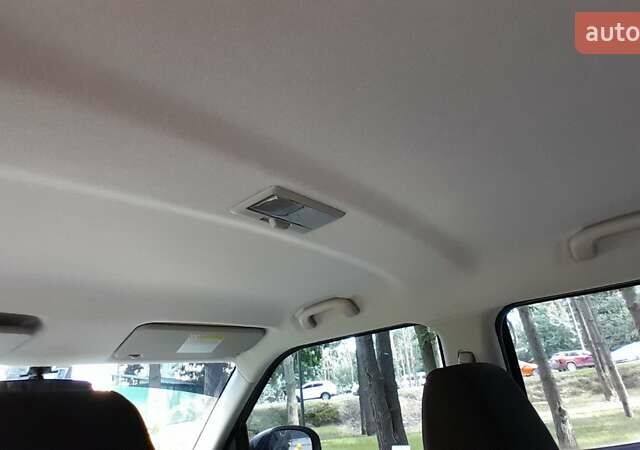 Чорний Сузукі Свифт, об'ємом двигуна 1.24 л та пробігом 126 тис. км за 8300 $, фото 35 на Automoto.ua