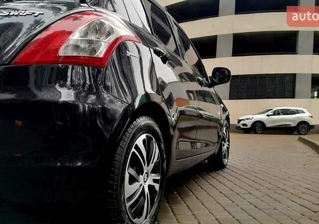 Чорний Сузукі Свифт, об'ємом двигуна 1.24 л та пробігом 126 тис. км за 8300 $, фото 12 на Automoto.ua