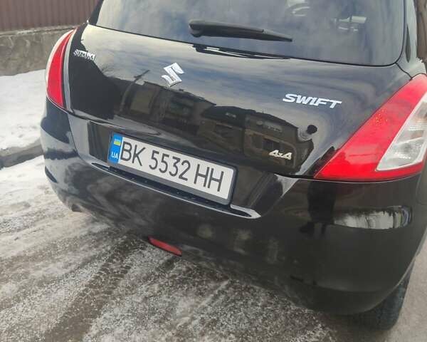 Черный Сузуки Свифт, объемом двигателя 1.24 л и пробегом 137 тыс. км за 6300 $, фото 2 на Automoto.ua