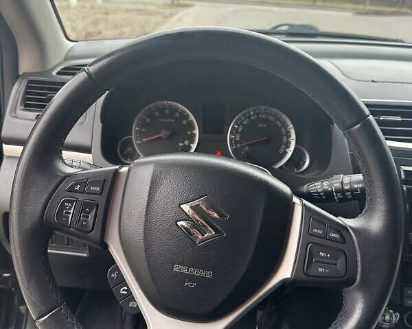 Черный Сузуки Свифт, объемом двигателя 1.24 л и пробегом 103 тыс. км за 10200 $, фото 10 на Automoto.ua