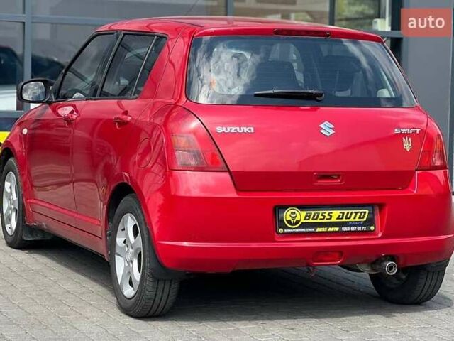 Красный Сузуки Свифт, объемом двигателя 1.33 л и пробегом 178 тыс. км за 5500 $, фото 3 на Automoto.ua
