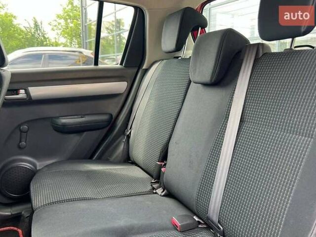 Красный Сузуки Свифт, объемом двигателя 1.33 л и пробегом 178 тыс. км за 5500 $, фото 18 на Automoto.ua