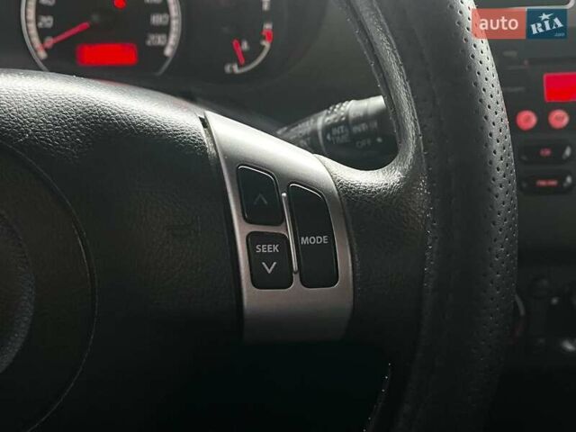 Красный Сузуки Свифт, объемом двигателя 1.3 л и пробегом 260 тыс. км за 4500 $, фото 18 на Automoto.ua