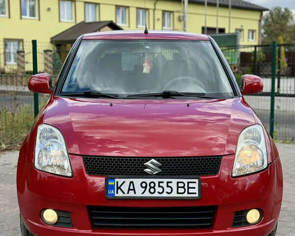 Червоний Сузукі Свифт, об'ємом двигуна 1.33 л та пробігом 168 тис. км за 5250 $, фото 5 на Automoto.ua