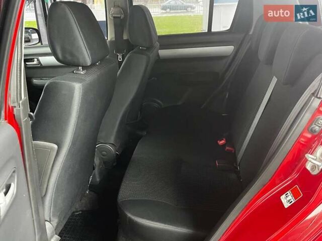 Красный Сузуки Свифт, объемом двигателя 1.3 л и пробегом 260 тыс. км за 4500 $, фото 10 на Automoto.ua