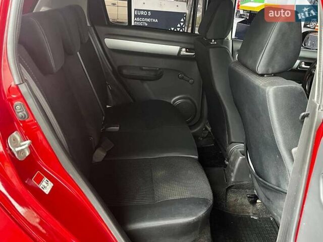 Красный Сузуки Свифт, объемом двигателя 1.3 л и пробегом 260 тыс. км за 4500 $, фото 12 на Automoto.ua