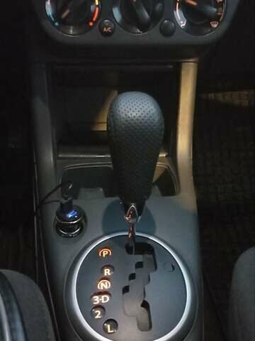 Сузукі Свифт 2007 у Боярка на Automoto.ua Червоний Сузукі Свифт, об'ємом двигуна 1.49 л та пробігом 213 тис. км за 6500 $, фото 8 на Automoto.ua