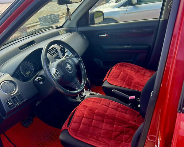 Червоний Сузукі Свифт, об'ємом двигуна 1.5 л та пробігом 163 тис. км за 5500 $, фото 5 на Automoto.ua