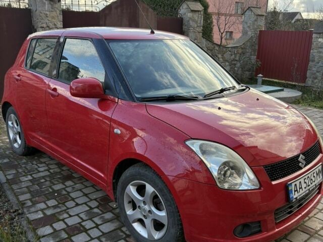 Червоний Сузукі Свифт, об'ємом двигуна 1.3 л та пробігом 165 тис. км за 5500 $, фото 4 на Automoto.ua