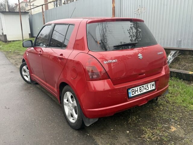 Червоний Сузукі Свифт, об'ємом двигуна 1.3 л та пробігом 145 тис. км за 4600 $, фото 2 на Automoto.ua