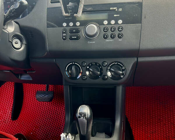 Червоний Сузукі Свифт, об'ємом двигуна 1.5 л та пробігом 163 тис. км за 5500 $, фото 6 на Automoto.ua