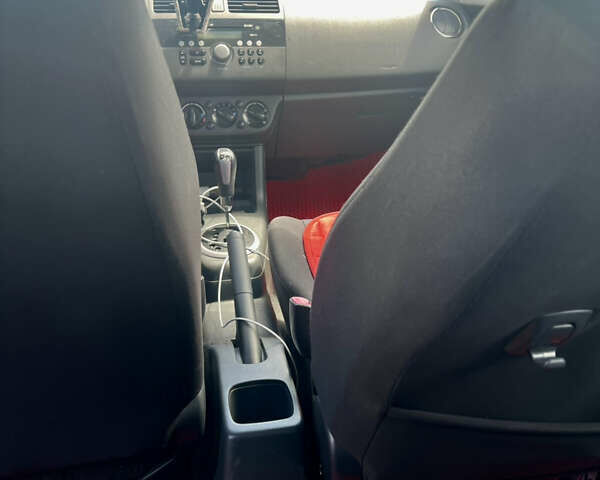 Червоний Сузукі Свифт, об'ємом двигуна 1.5 л та пробігом 163 тис. км за 5500 $, фото 21 на Automoto.ua