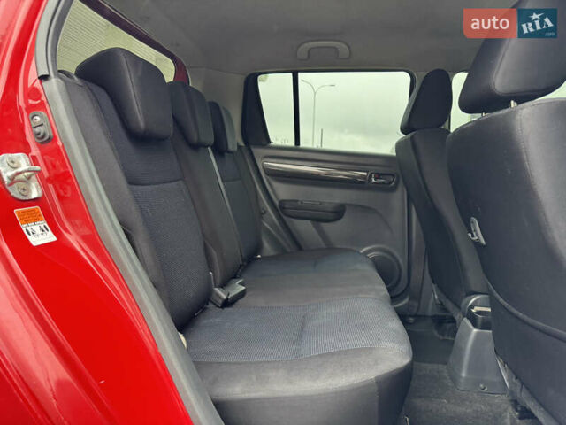 Красный Сузуки Свифт, объемом двигателя 1.49 л и пробегом 160 тыс. км за 5300 $, фото 28 на Automoto.ua