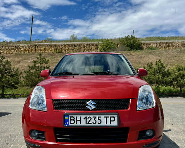 Червоний Сузукі Свифт, об'ємом двигуна 1.5 л та пробігом 163 тис. км за 5500 $, фото 1 на Automoto.ua