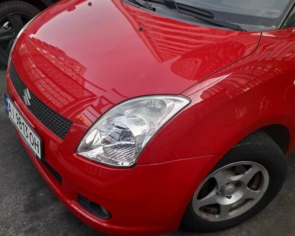 Сузукі Свифт 2007 у Києві на Automoto.ua Червоний Сузукі Свифт, об'ємом двигуна 1.33 л та пробігом 220 тис. км за 6500 $, фото 9 на Automoto.ua