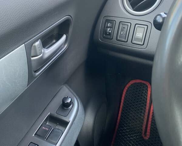 Червоний Сузукі Свифт, об'ємом двигуна 1.3 л та пробігом 184 тис. км за 4800 $, фото 6 на Automoto.ua