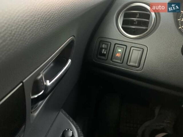 Червоний Сузукі Свифт, об'ємом двигуна 1.5 л та пробігом 217 тис. км за 5700 $, фото 33 на Automoto.ua
