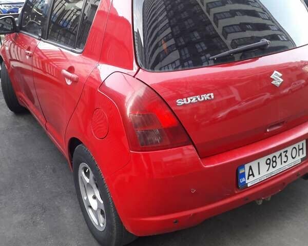 Сузукі Свифт 2007 у Києві на Automoto.ua Червоний Сузукі Свифт, об'ємом двигуна 1.33 л та пробігом 220 тис. км за 6500 $, фото 20 на Automoto.ua