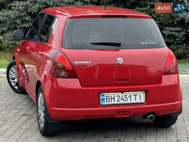 Червоний Сузукі Свифт, об'ємом двигуна 1.49 л та пробігом 160 тис. км за 5300 $, фото 12 на Automoto.ua