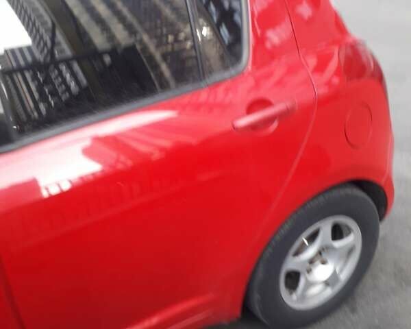 Сузукі Свифт 2007 у Києві на Automoto.ua Червоний Сузукі Свифт, об'ємом двигуна 1.33 л та пробігом 220 тис. км за 6500 $, фото 15 на Automoto.ua