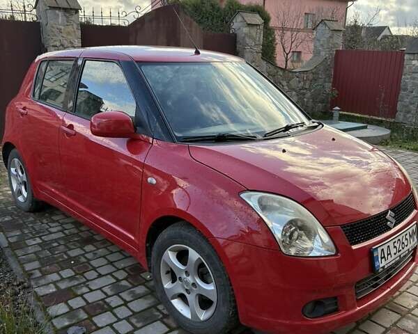 Красный Сузуки Свифт, объемом двигателя 1.33 л и пробегом 163 тыс. км за 5500 $, фото 4 на Automoto.ua