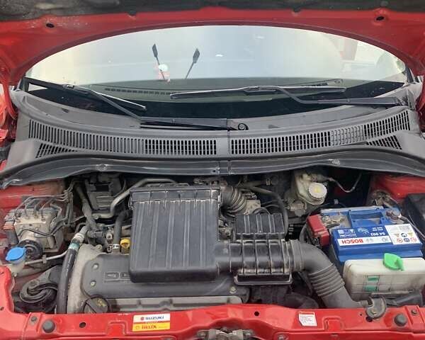 Червоний Сузукі Свифт, об'ємом двигуна 1.3 л та пробігом 184 тис. км за 4800 $, фото 9 на Automoto.ua