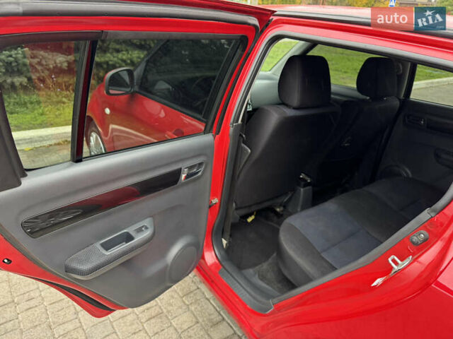 Червоний Сузукі Свифт, об'ємом двигуна 1.49 л та пробігом 160 тис. км за 5300 $, фото 23 на Automoto.ua