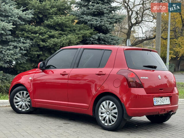 Красный Сузуки Свифт, объемом двигателя 1.49 л и пробегом 160 тыс. км за 5300 $, фото 13 на Automoto.ua