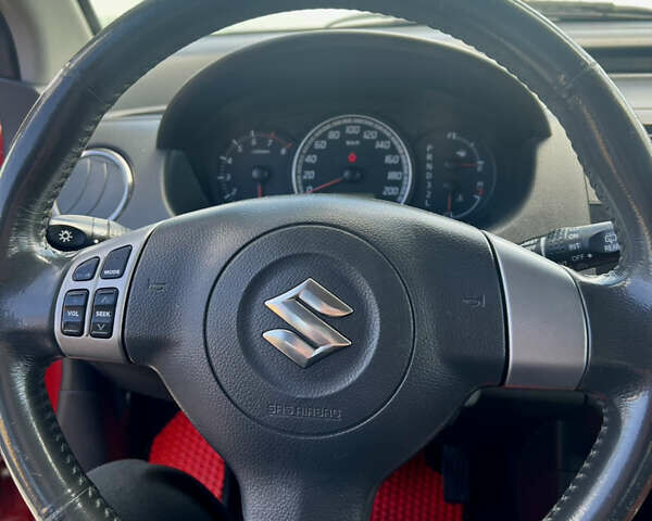 Червоний Сузукі Свифт, об'ємом двигуна 1.5 л та пробігом 163 тис. км за 5500 $, фото 17 на Automoto.ua