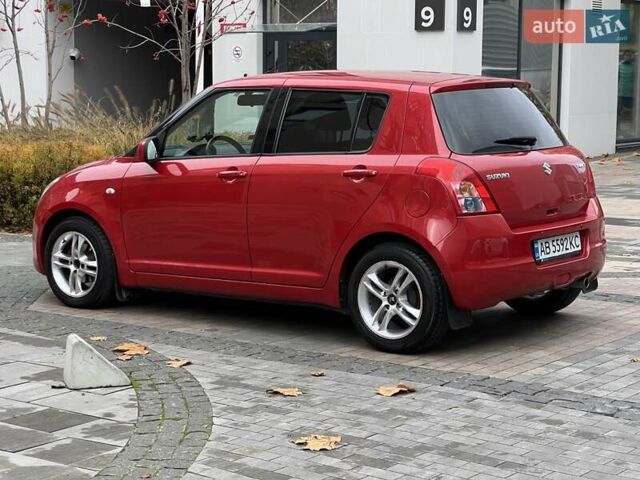 Красный Сузуки Свифт, объемом двигателя 1.49 л и пробегом 169 тыс. км за 6950 $, фото 16 на Automoto.ua