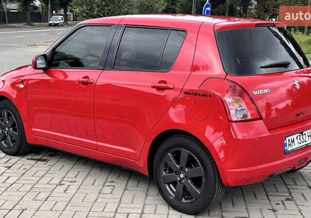 Красный Сузуки Свифт, объемом двигателя 1.49 л и пробегом 184 тыс. км за 6300 $, фото 6 на Automoto.ua