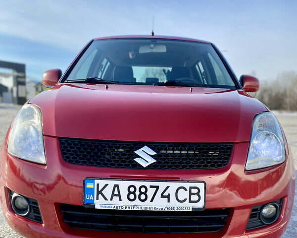 Красный Сузуки Свифт, объемом двигателя 1.33 л и пробегом 164 тыс. км за 5400 $, фото 1 на Automoto.ua