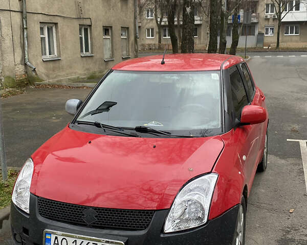 Червоний Сузукі Свифт, об'ємом двигуна 1.52 л та пробігом 200 тис. км за 6571 $, фото 5 на Automoto.ua