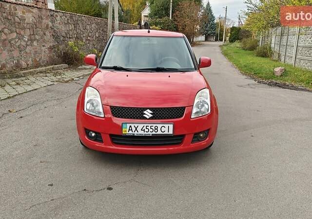 Сузуки Свифт 2010 в Киеве на Automoto.ua Красный Сузуки Свифт, объемом двигателя 1.33 л и пробегом 198 тыс. км за 4100 $, фото 4 на Automoto.ua