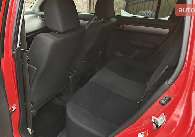 Сузуки Свифт 2010 в Киеве на Automoto.ua Красный Сузуки Свифт, объемом двигателя 1.33 л и пробегом 198 тыс. км за 4100 $, фото 24 на Automoto.ua