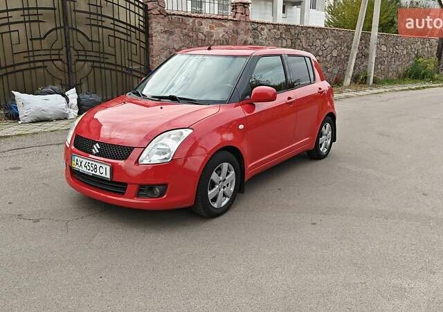 Сузуки Свифт 2010 в Киеве на Automoto.ua Красный Сузуки Свифт, объемом двигателя 1.33 л и пробегом 198 тыс. км за 4100 $, фото 5 на Automoto.ua