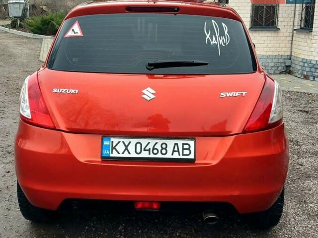 Красный Сузуки Свифт, объемом двигателя 1.24 л и пробегом 235 тыс. км за 6990 $, фото 7 на Automoto.ua