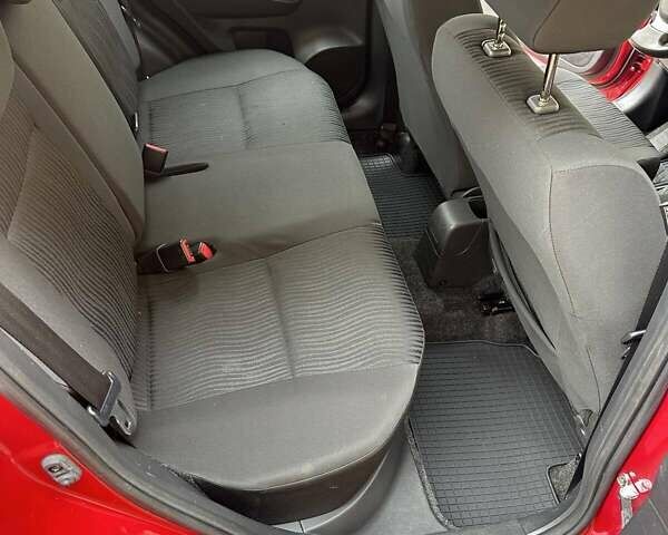 Красный Сузуки Свифт, объемом двигателя 1.2 л и пробегом 77 тыс. км за 8700 $, фото 36 на Automoto.ua