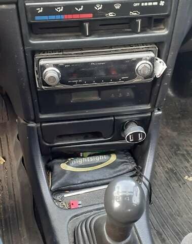 Красный Сузуки Свифт, объемом двигателя 1.3 л и пробегом 81 тыс. км за 1100 $, фото 7 на Automoto.ua