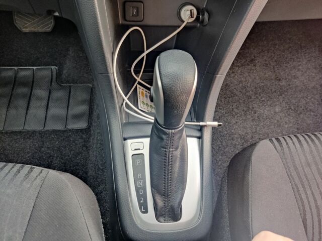 Красный Сузуки Свифт, объемом двигателя 0 л и пробегом 65 тыс. км за 9500 $, фото 3 на Automoto.ua