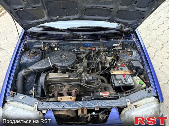 Сузукі Свифт, об'ємом двигуна 1 л та пробігом 168 тис. км за 1700 $, фото 13 на Automoto.ua