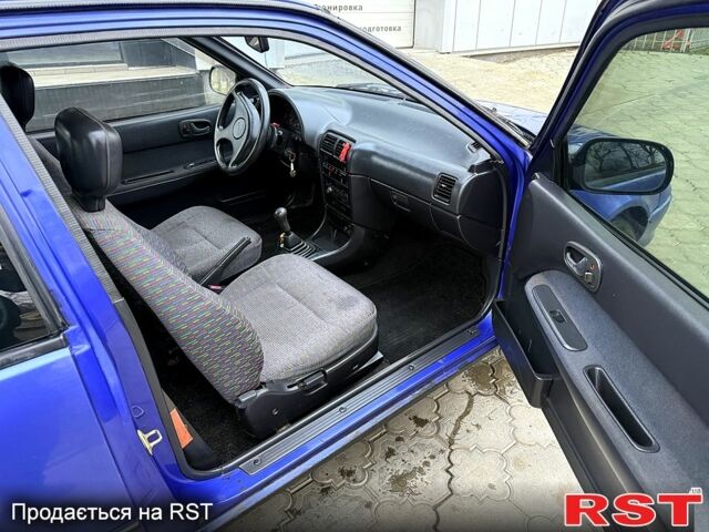 Сузукі Свифт, об'ємом двигуна 1 л та пробігом 168 тис. км за 1700 $, фото 9 на Automoto.ua