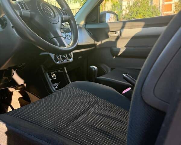Сузуки Свифт, объемом двигателя 1.3 л и пробегом 148 тыс. км за 5250 $, фото 2 на Automoto.ua